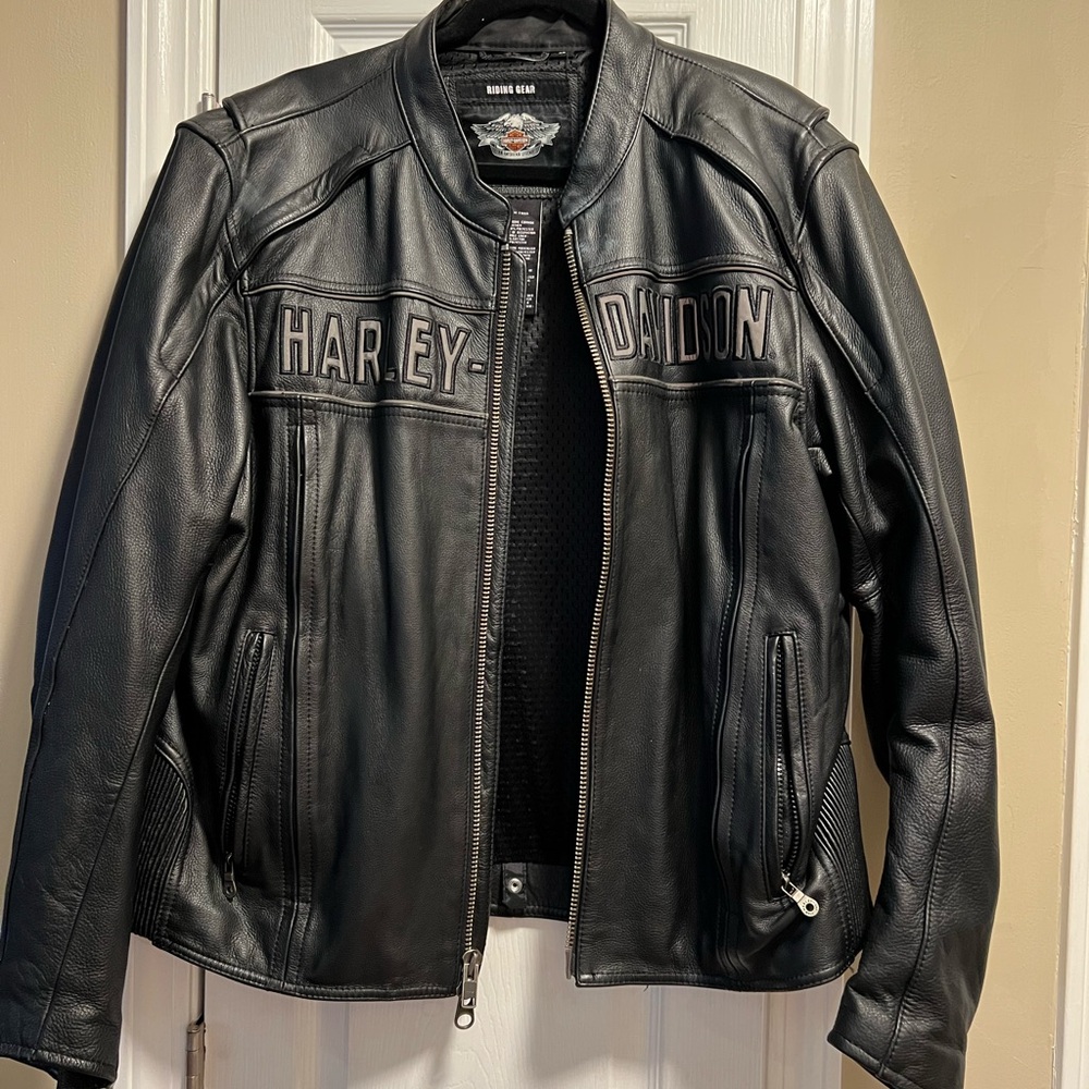Harley-Davidson Black Leather Bomber Jacket